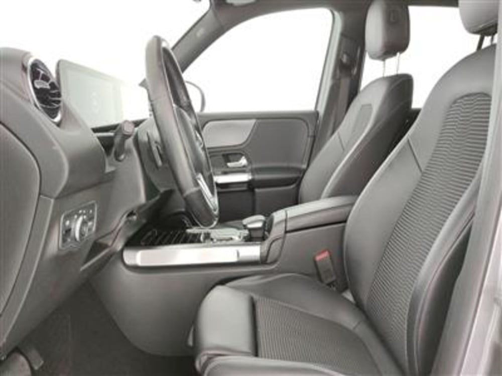 Mercedes-Benz GLB usata a Bari (13)
