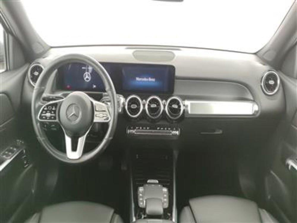 Mercedes-Benz GLB usata a Bari (15)
