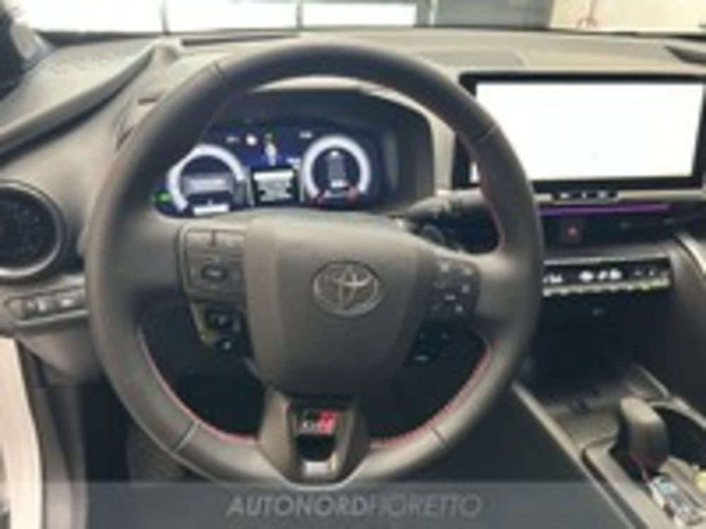 Toyota Toyota C-HR usata a Udine (12)