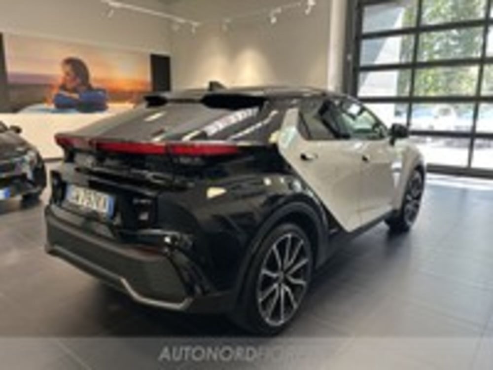 Toyota Toyota C-HR usata a Udine (5)