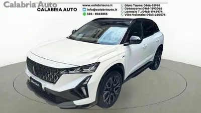 Renault Austral 1.2 full hybrid Series Esprit Alpine 200cv auto del 2025 usata a Gioia Tauro