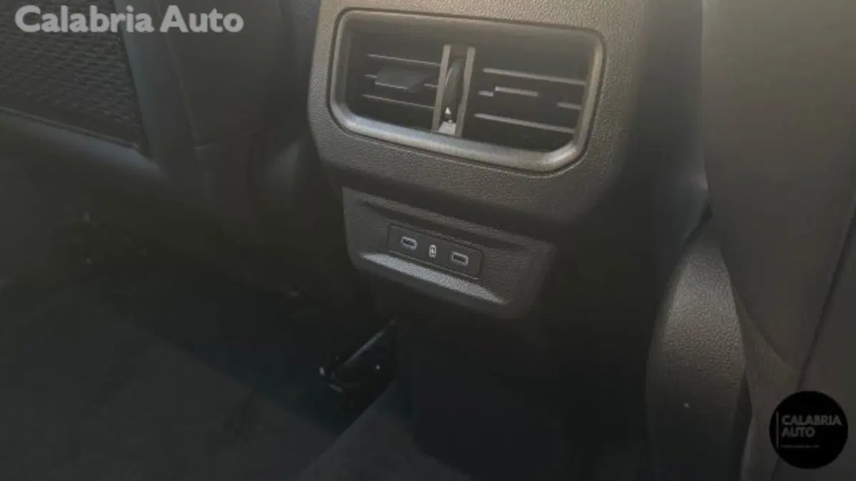 Renault Austral nuova a Reggio Calabria (13)