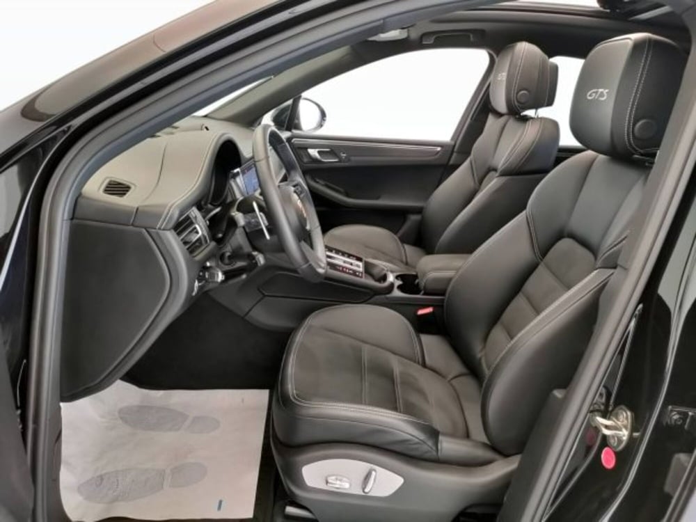 Porsche Macan usata a Teramo (16)