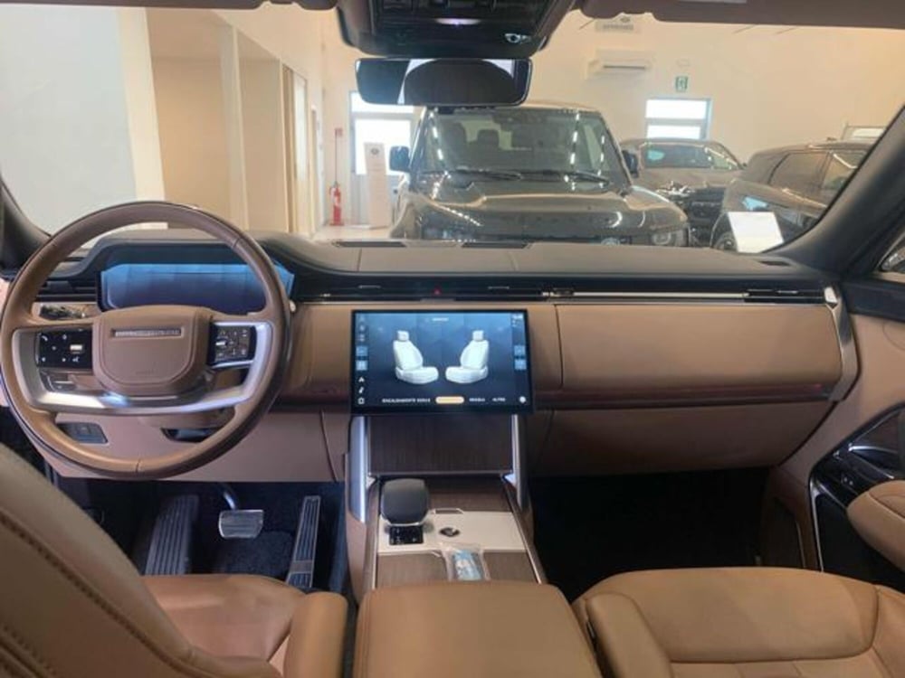 Land Rover Range Rover Sport usata a Lucca (12)