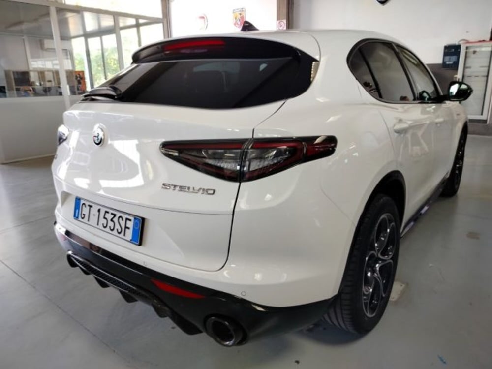 Alfa Romeo Stelvio usata a Forlì-Cesena (11)