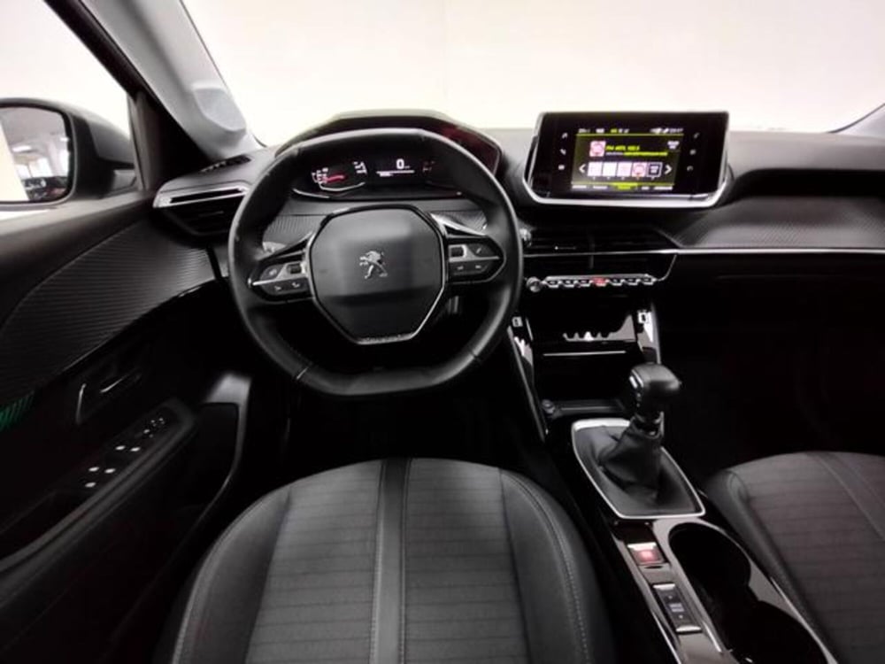 Peugeot 208 usata a Como (10)