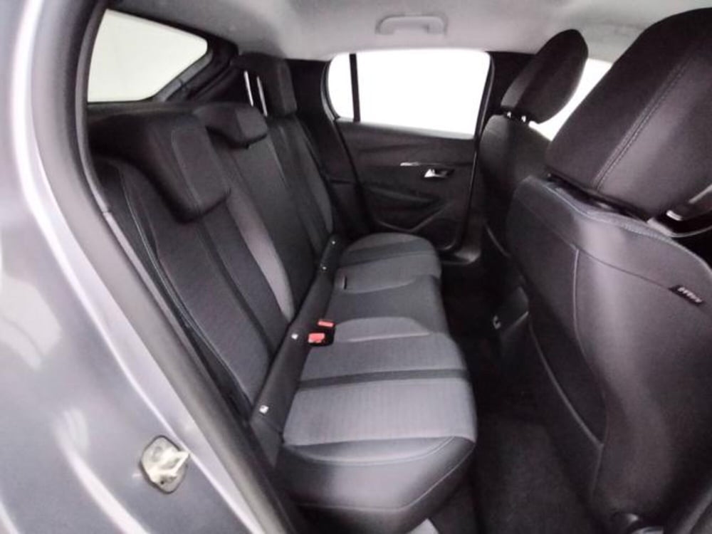 Peugeot 208 usata a Como (5)