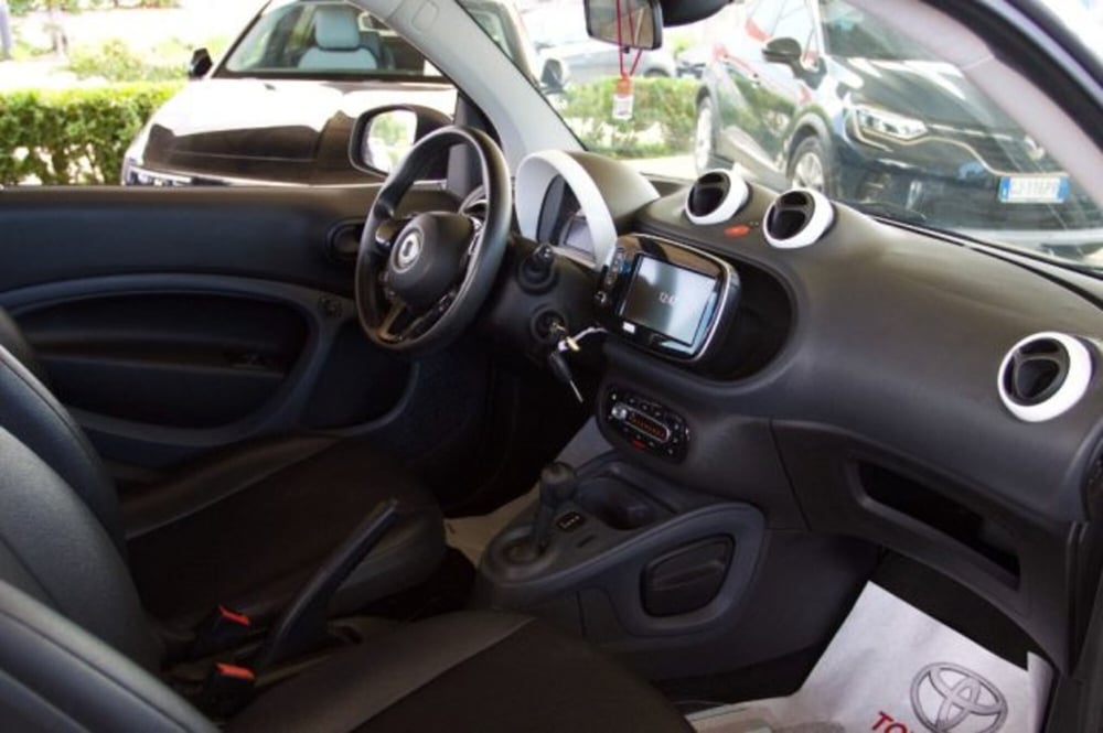 smart Fortwo usata a Roma (9)