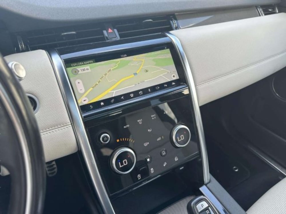 Land Rover Discovery Sport usata a Siena (14)