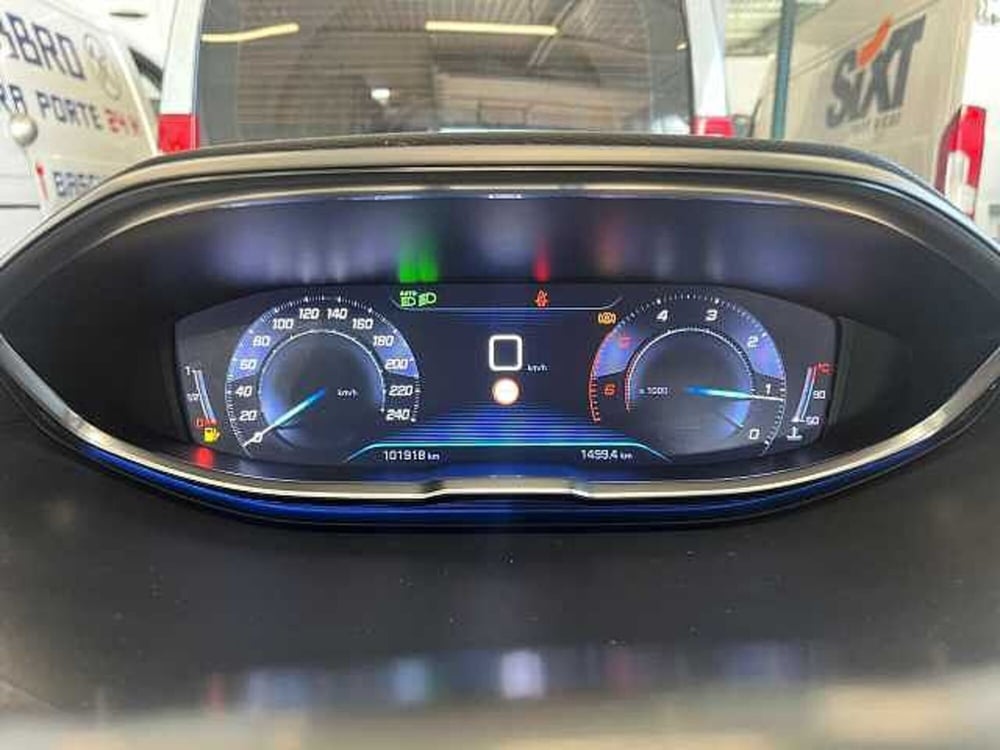 Peugeot 3008 usata a Venezia (11)