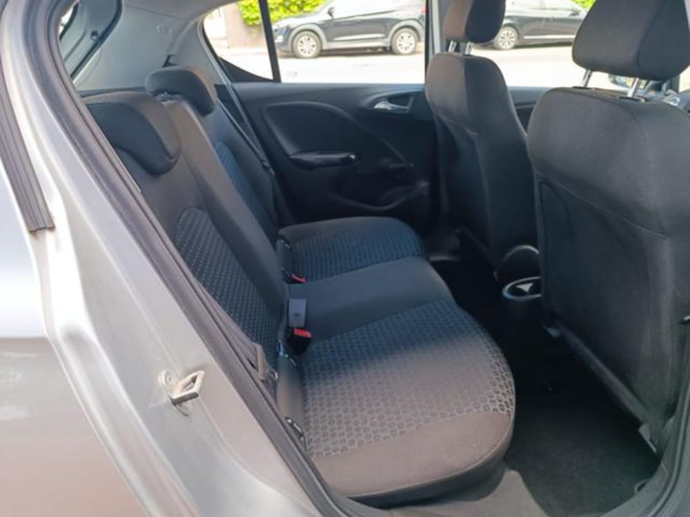 Opel Corsa usata a Pisa (17)