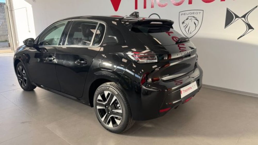 Peugeot 208 nuova a Torino (3)