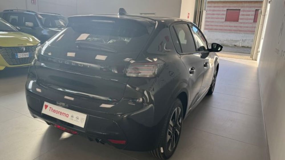 Peugeot 208 nuova a Torino (5)