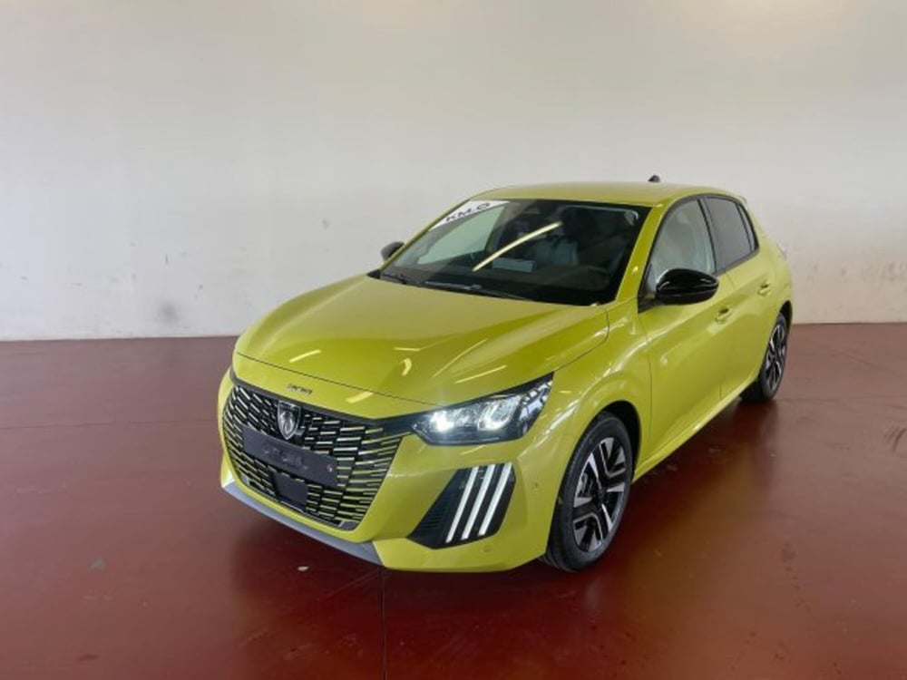 Peugeot 208 nuova a Torino