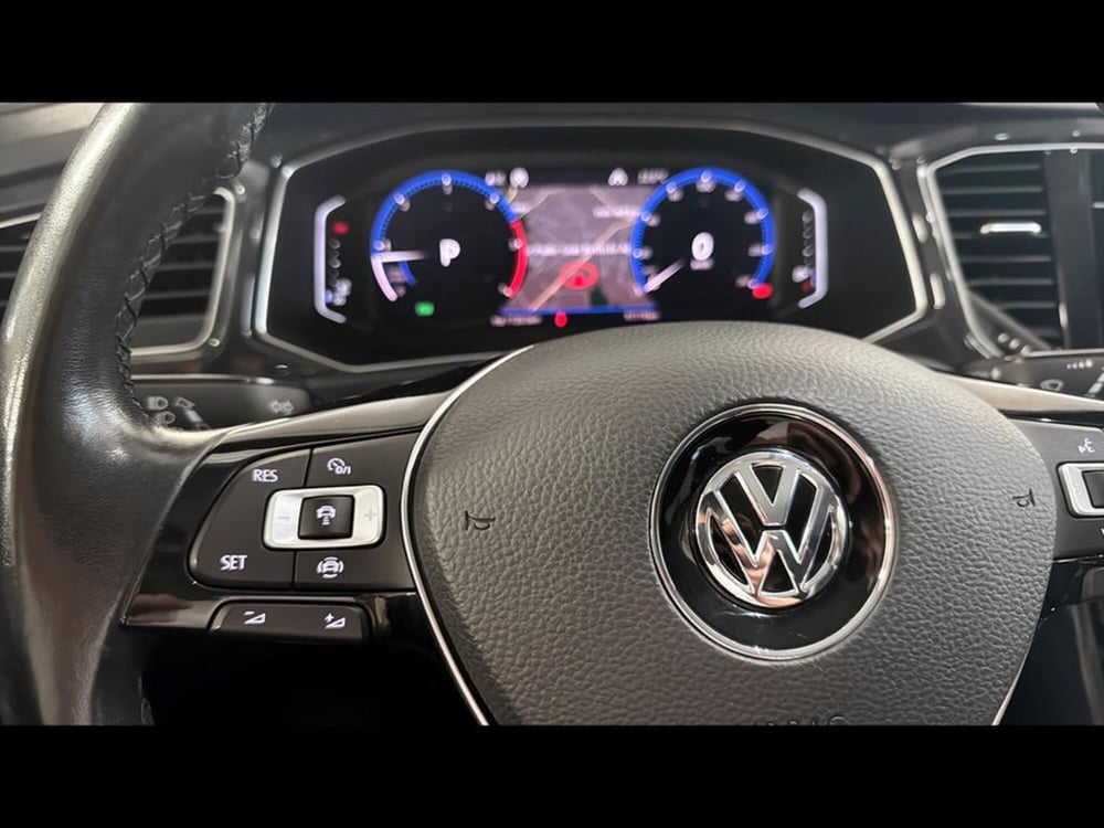 Volkswagen T-Roc usata a Varese (15)