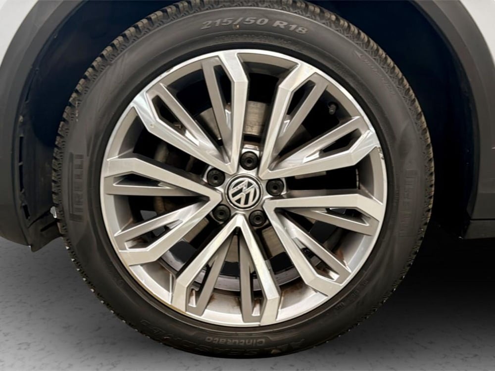 Volkswagen T-Roc usata a Varese (9)