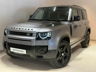 Land Rover Defender 110 3.0d i6 mhev X-Dynamic SE awd 200cv auto del 2023 usata a Varese