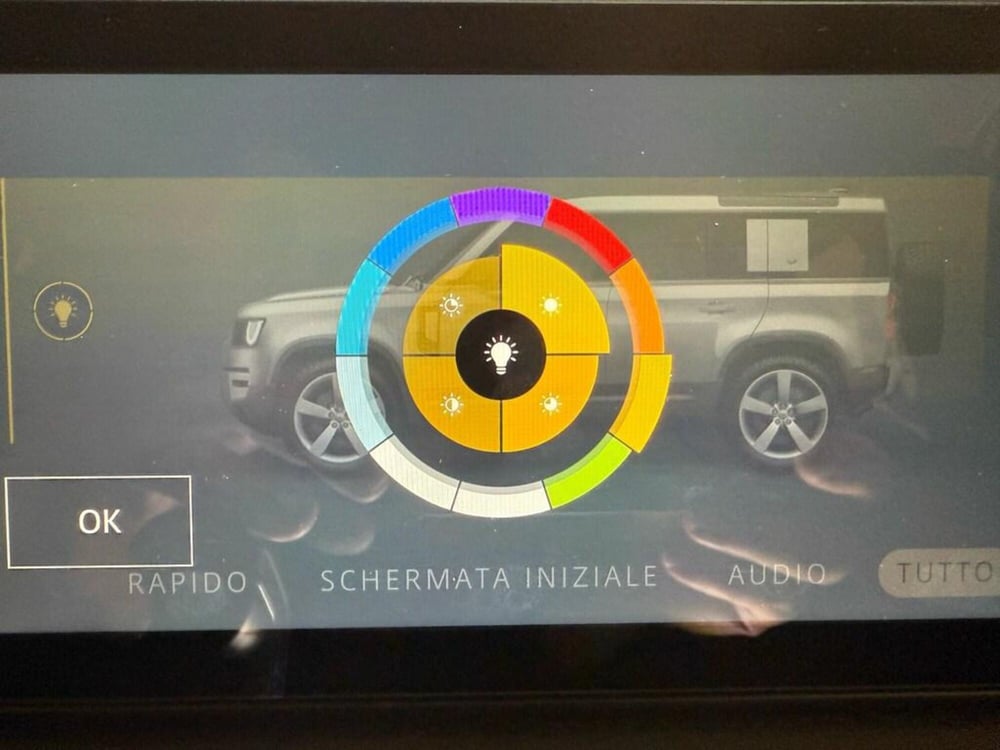 Land Rover Defender usata a Varese (12)