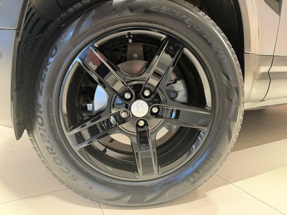 Land Rover Defender usata a Varese (8)