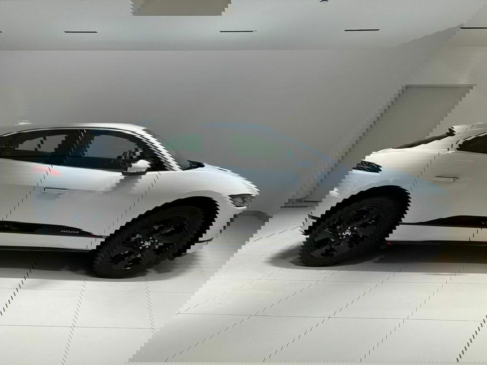 Jaguar I-Pace usata a Varese (6)