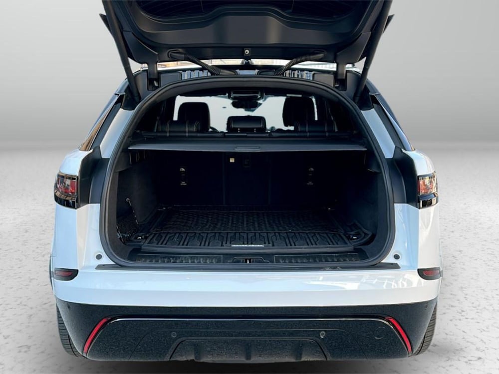 Land Rover Range Rover Velar usata a Varese (9)