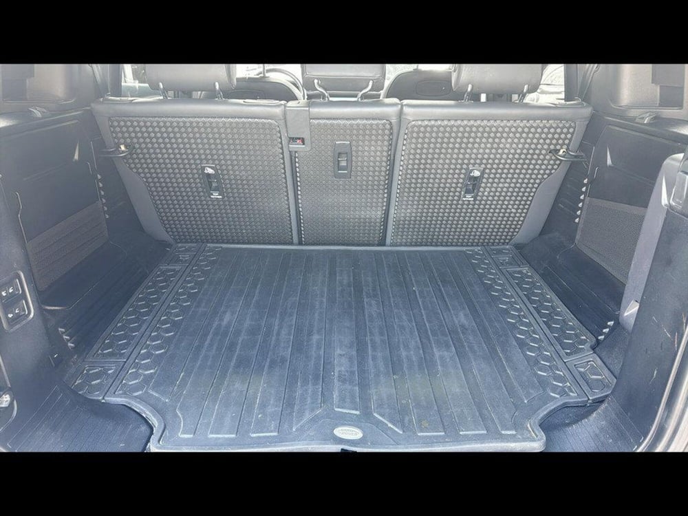 Land Rover Defender usata a Varese (15)