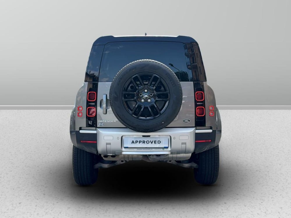 Land Rover Defender usata a Varese (7)