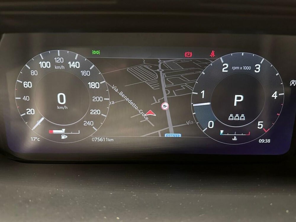 Land Rover Discovery Sport usata a Varese (10)