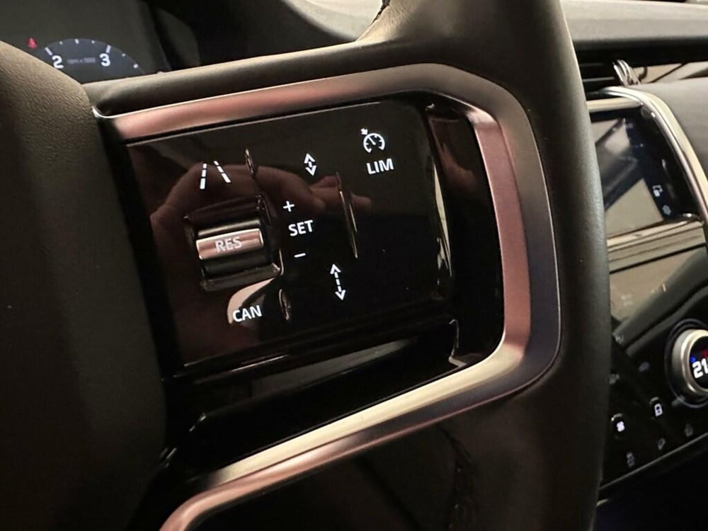Land Rover Discovery Sport usata a Varese (11)