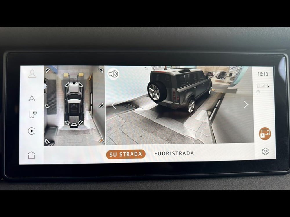 Land Rover Defender usata a Varese (11)