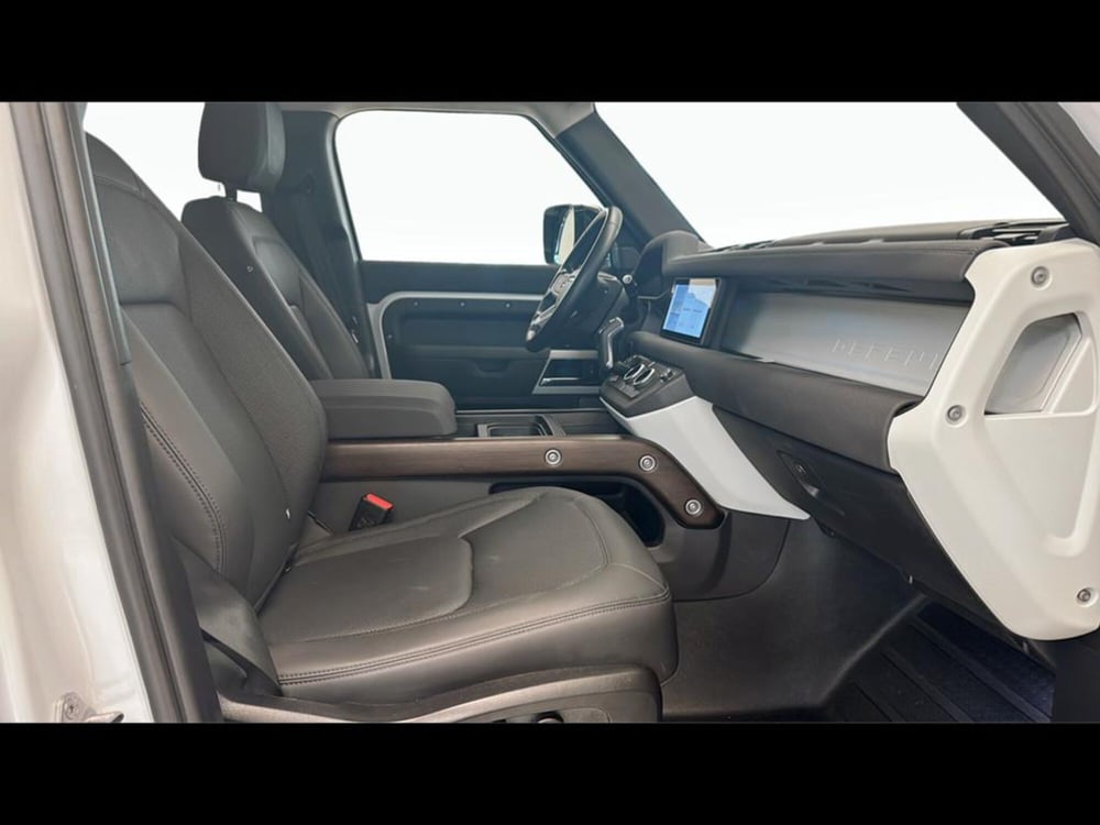 Land Rover Defender usata a Varese (3)