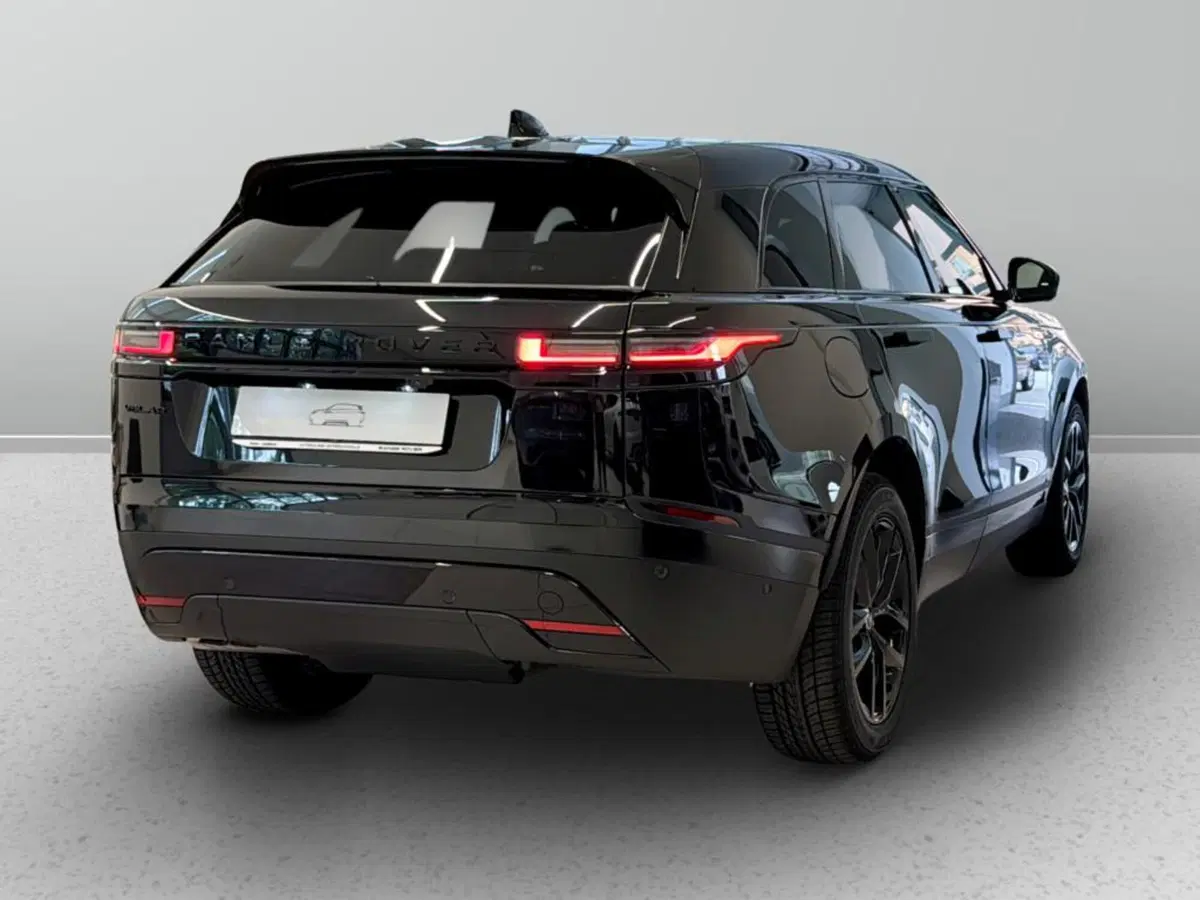 Land Rover Range Rover Velar nuova a Varese (2)