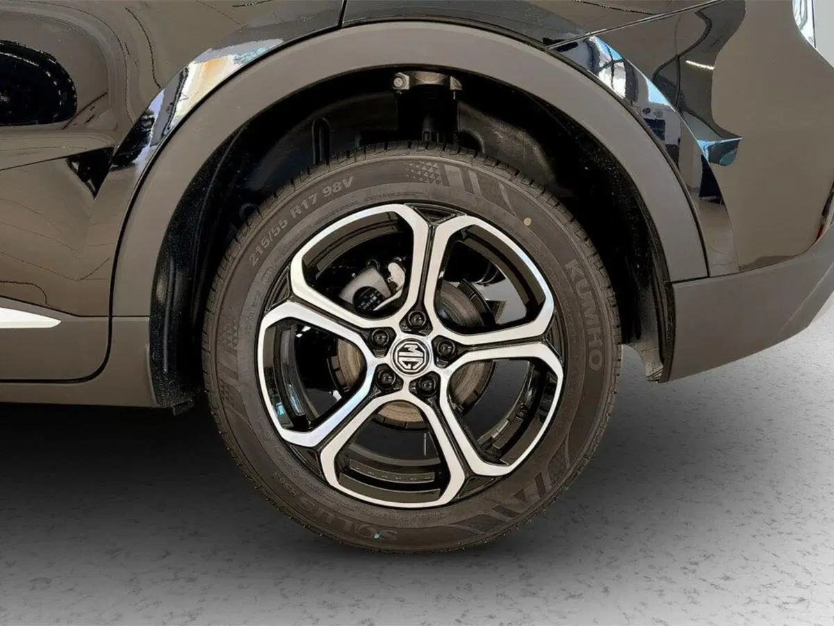 Mg ZS nuova a Varese (9)