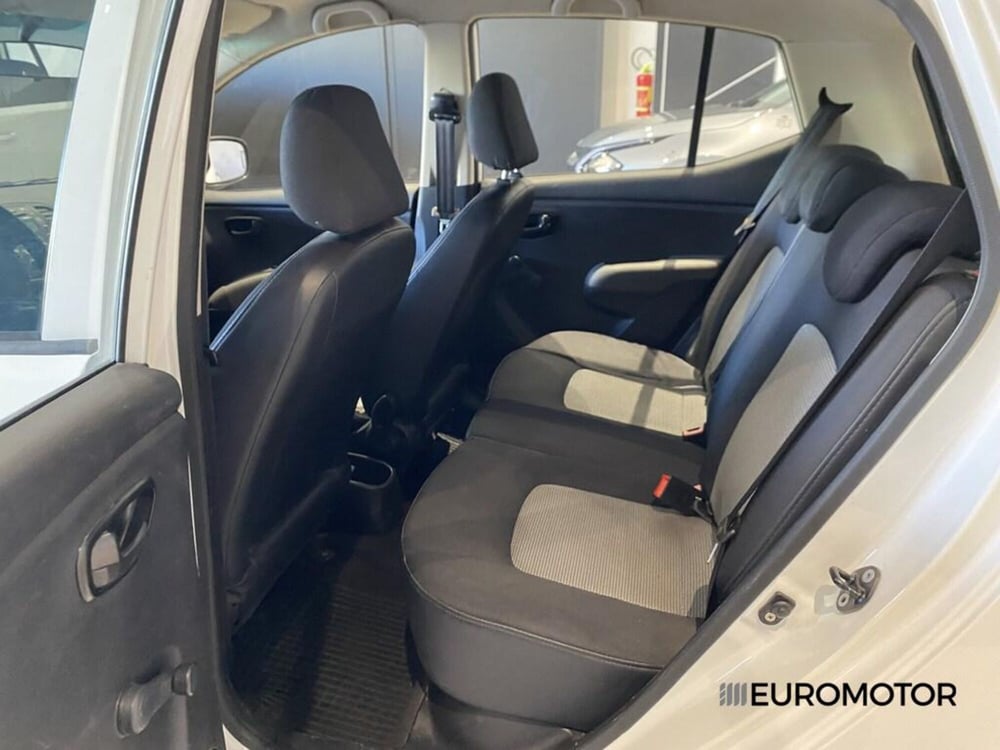 Hyundai i10 usata a Bari (12)