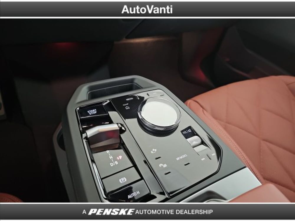 BMW iX usata a Bologna (15)