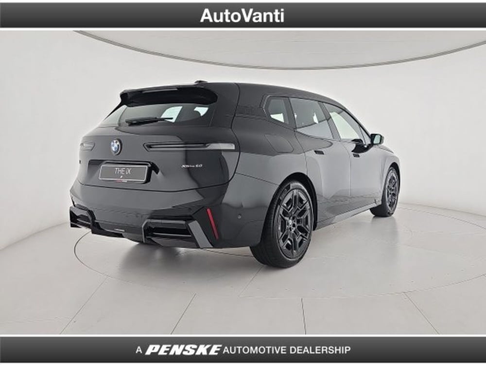 BMW iX usata a Bologna (5)