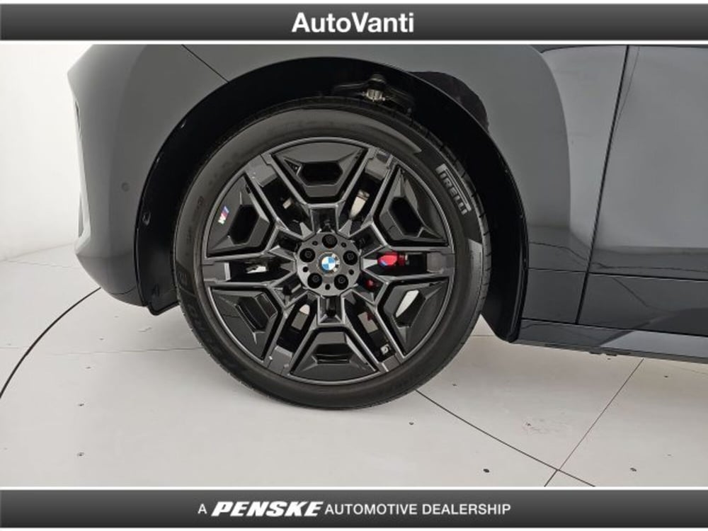 BMW iX usata a Bologna (8)