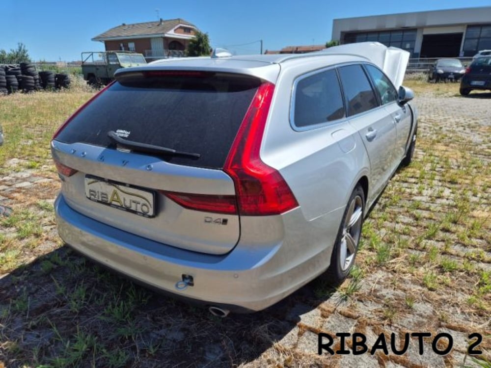 Volvo V90 usata a Cuneo (11)
