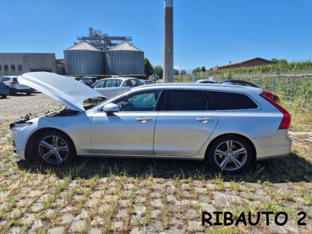 Volvo V90 usata a Cuneo (7)