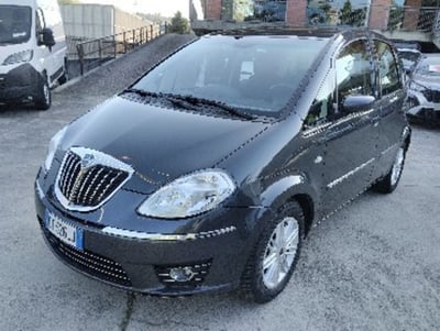 Lancia Musa 1.4 Argento Ecochic GPL del 2009 usata a Canelli