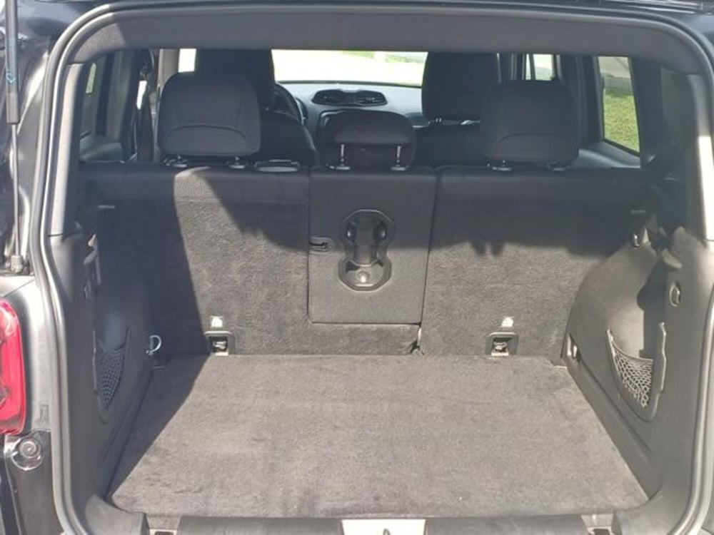 Jeep Renegade usata a Savona (12)