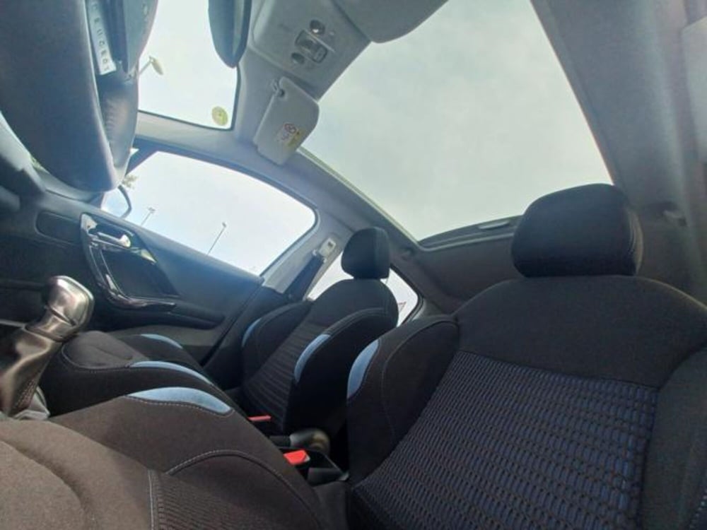 Peugeot 208 usata a Savona (10)