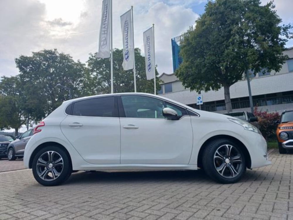 Peugeot 208 usata a Savona (3)