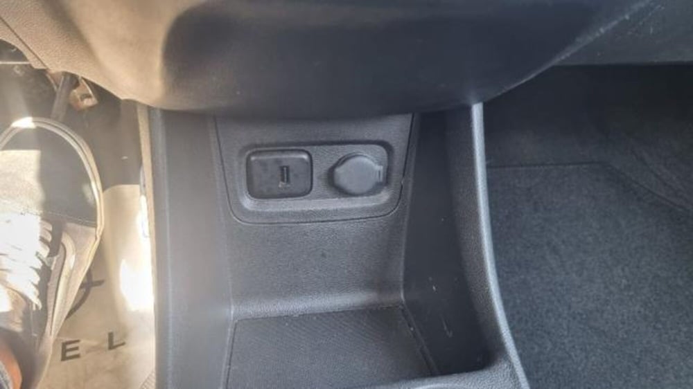 Opel Karl usata a Savona (13)
