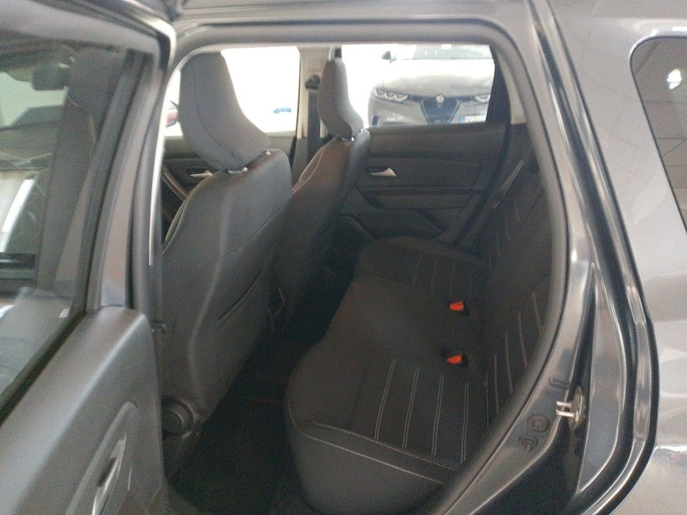 Dacia Duster usata a Lecce (19)