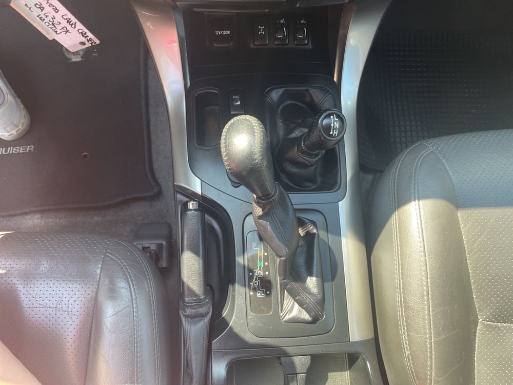 Toyota Land Cruiser usata a Piacenza (15)