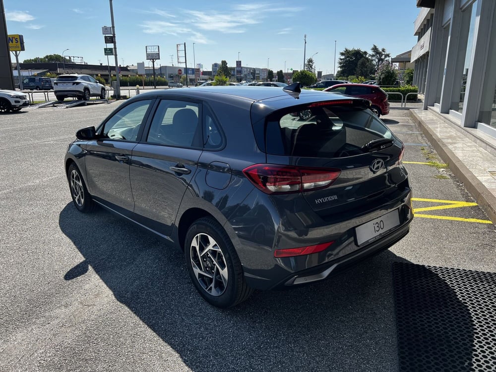Hyundai i30 nuova a Vercelli (3)