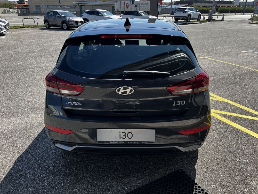Hyundai i30 nuova a Vercelli (4)