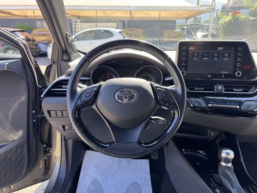 Toyota Toyota C-HR usata a Como (9)