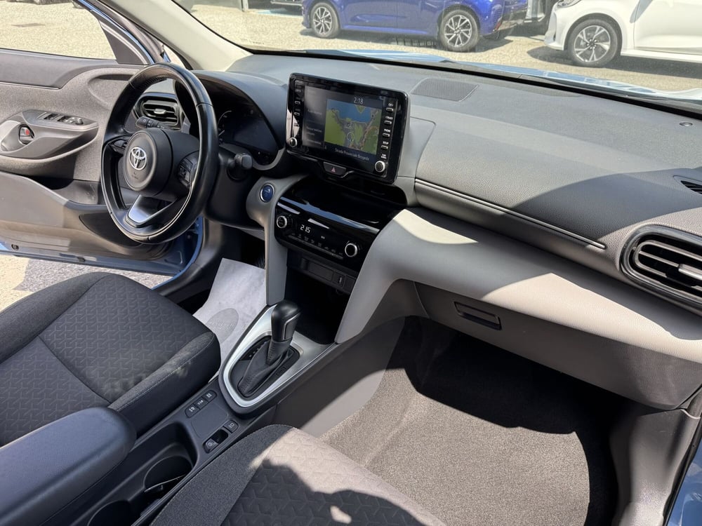 Toyota Yaris Cross usata a Como (6)